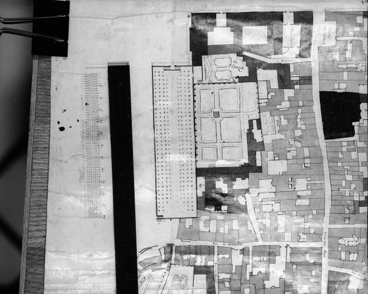 Plan n°355 : quartier des Carmélites.