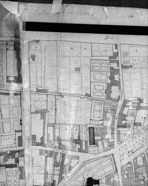 Plan n°355 : quartier du sud-ouest de la rue Royale.