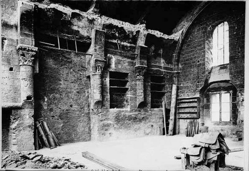 Vue intérieure de l'église prise du nord-est à la fin du XIXe siècle.