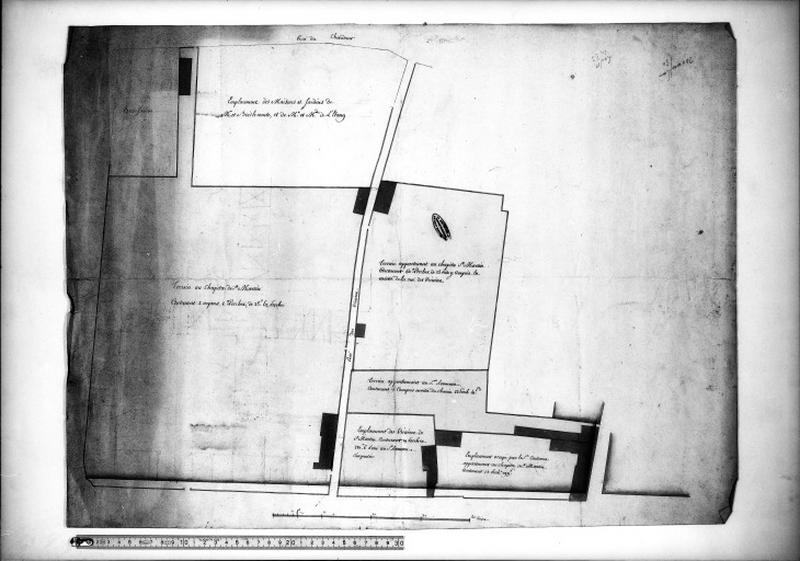 Plan parcellaire des terrains situés au sud-ouest de la rue Royale, revers : projet d'un collège sur le terrain du chapitre de Saint Martin, près le mail de Limay.