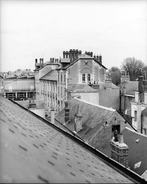 Vue prise à partir des établissements Le Maneck.