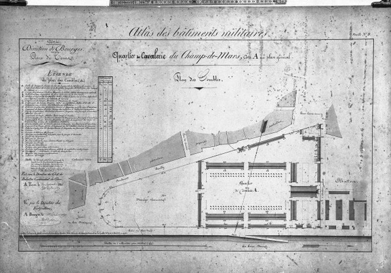 Quartier de cavalerie du Champ de Mars : atlas des bâtiments militaires, plan des combles (plan d'ensemble avec indication des toitures), fait sous la direction du Chef de bataillon commandant du Génie W. de Romilly, 27 septembre 1867.