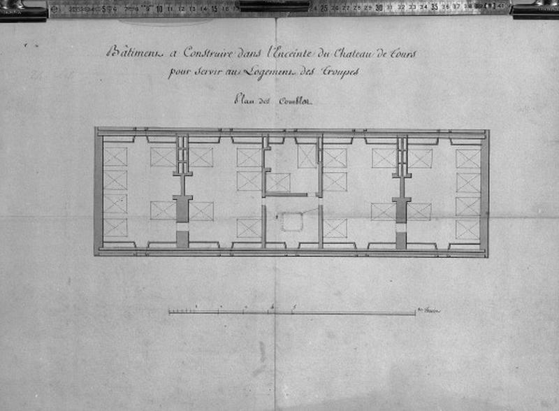 Bâtiment à construire dans l'enceinte du château : plan. Epoque révolutionnaire.