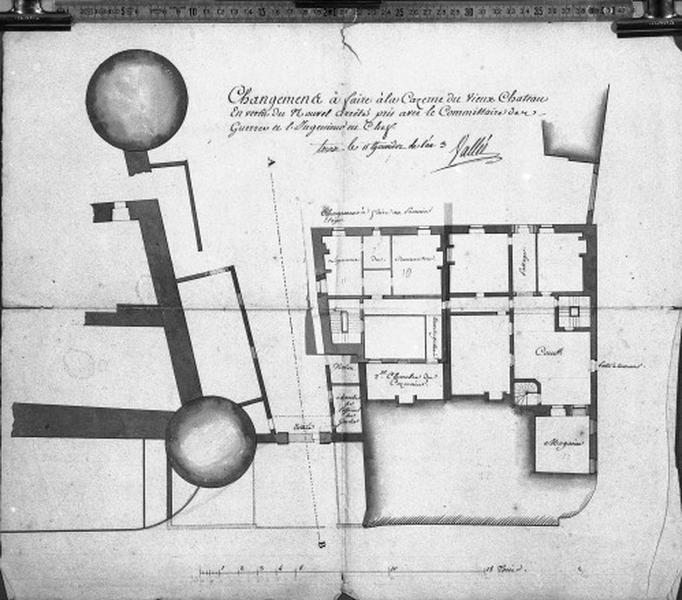 Changement à faire dans la caserne du vieux château : rez-de-chaussée, 1795 (avec retombe).