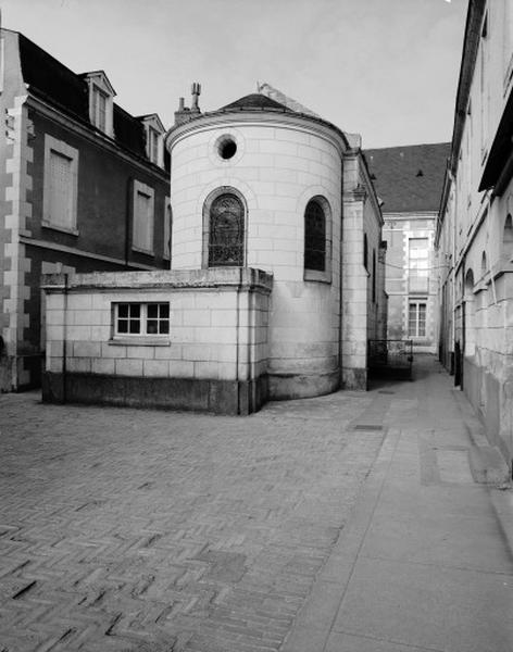 Chapelle dans la cour, du XIXe siècle : abside, vue prise de l'est.