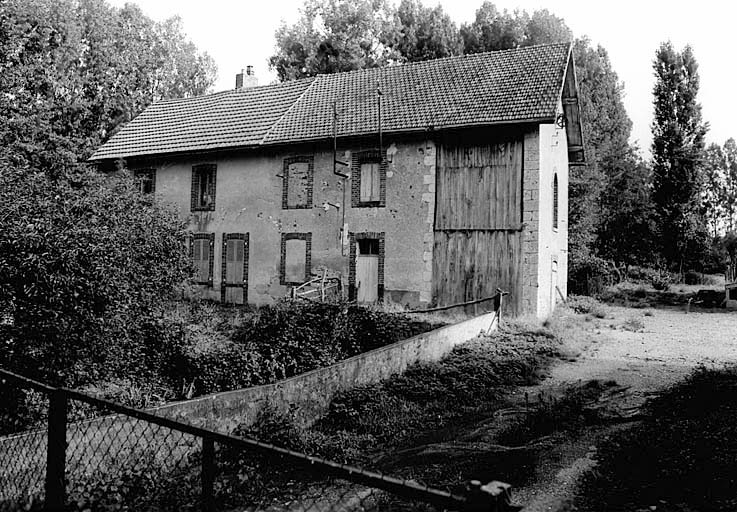 Vue générale du moulin, du sud.