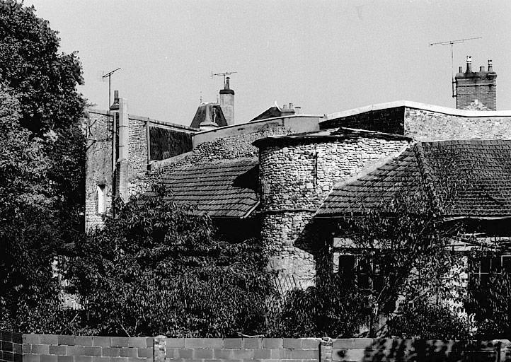 Vue générale de la courtine sud-ouest.