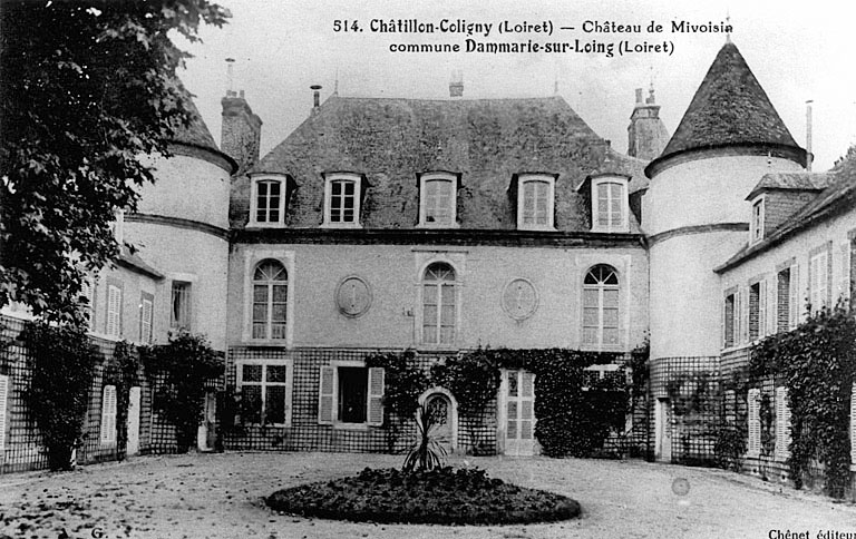 Vue d'ensemble du corps de logis vers 1900, de l'ouest (carte postale ancienne).