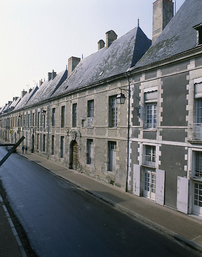 Façade sur rue.