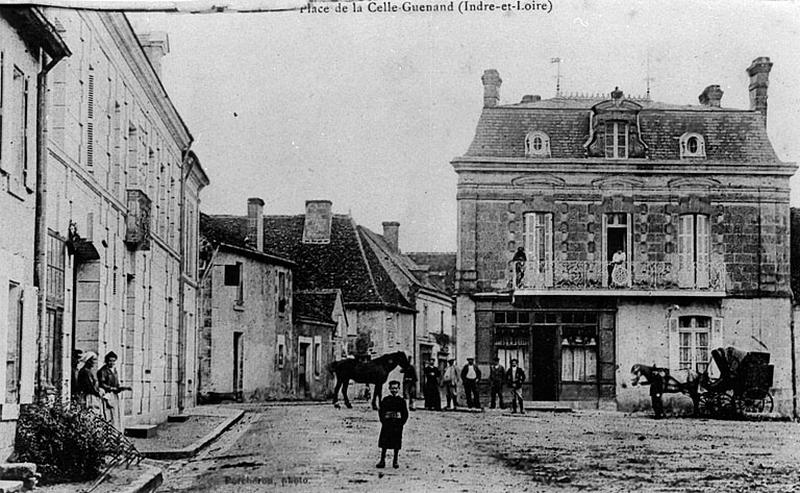 place de la Celle Guenand
