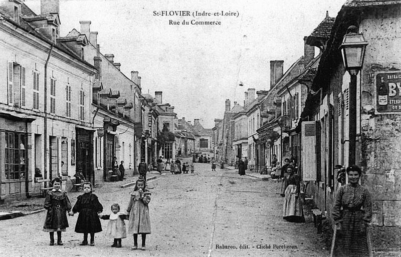 Rue du Commerce.
