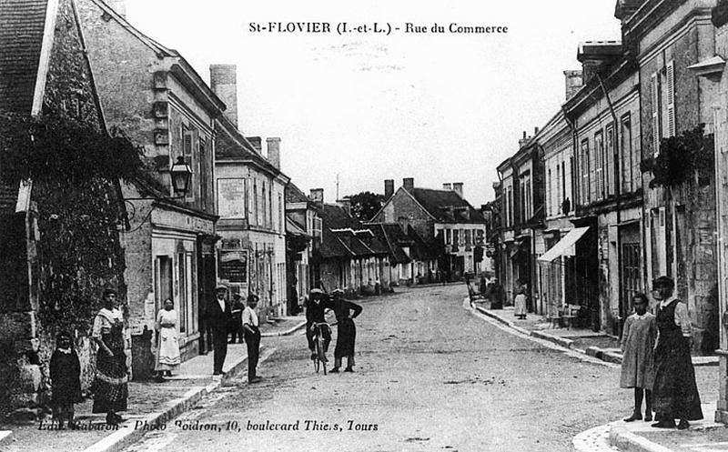Rue du Commerce.