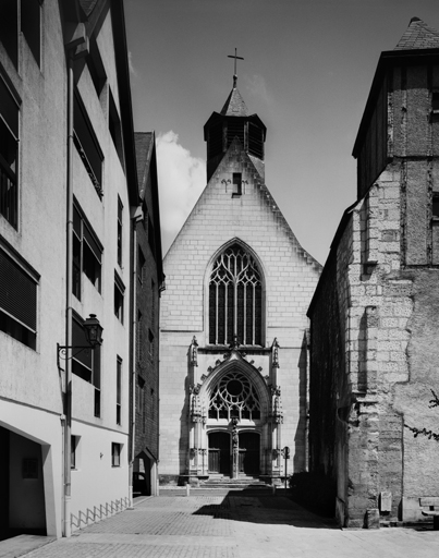 Couvent de carmes déchaussés Notre-Dame-du-Carmel, Notre-Dame-de-Pitié, actuellement église paroissiale Saint-Saturnin