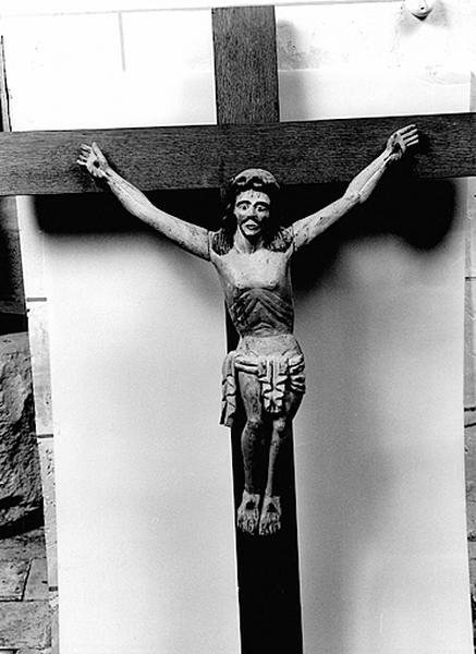Statuette ; crucifix : Christ en croix