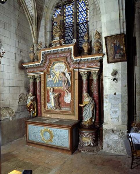 Autel, retable (autel tombeau, retable architecturé), de la Vierge