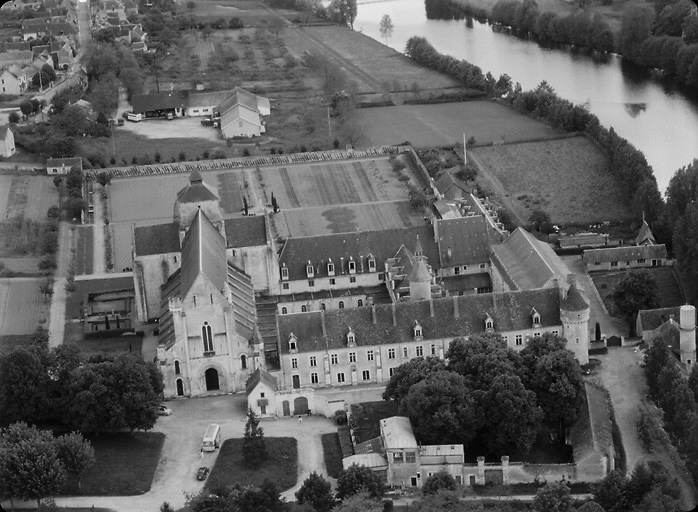 Abbaye Notre-Dame et Saint-Julien