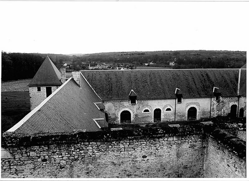 Vue d'ensemble de la ferme depuis le comble.