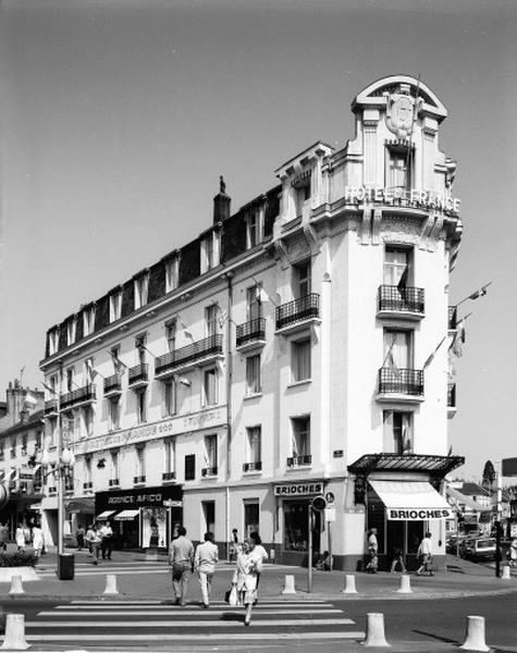 Hôtel de voyageurs dit Grand hôtel, puis Hôtel de France