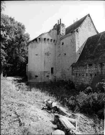 Tour en éperon : face ouest.