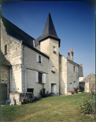 Façade postérieure sur la cour.