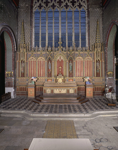 Autel, tabernacle, retable (maître-autel, tabernacle à ailes, retable à niche), style néo-gothique