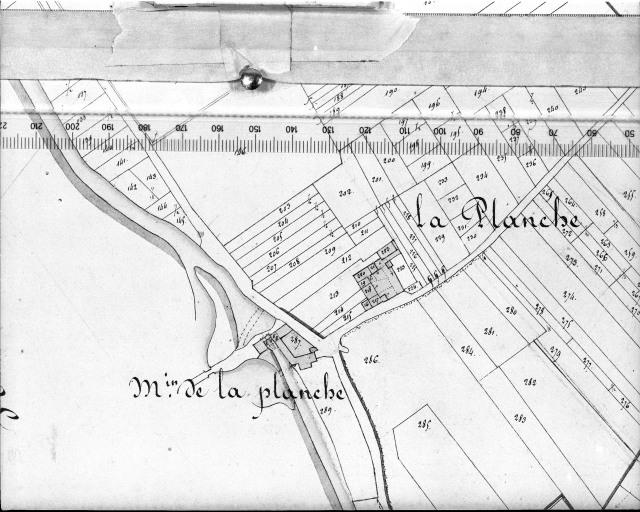 Extrait du plan cadastral ancien, section C1, 1832. Echelle : 1/2500.