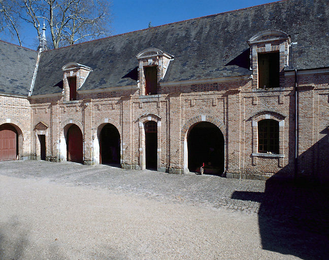 Communs-Détail : porte