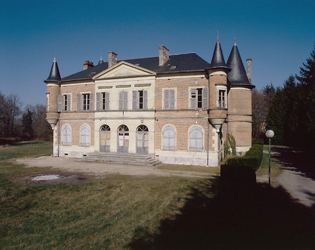 Ancien château-Façade ouest