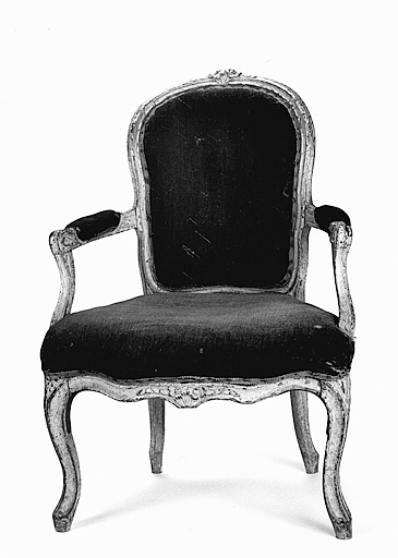 Fauteuil de célébrant.