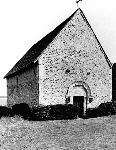 Vue générale de l'église, du nord-ouest.