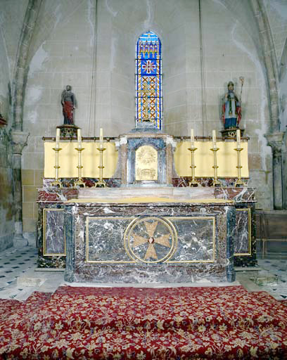 Autel, tabernacle (maître-autel).