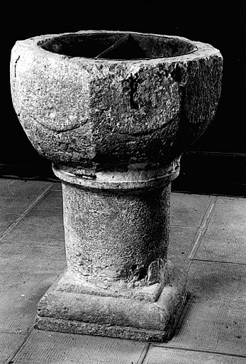 Fonts baptismaux.