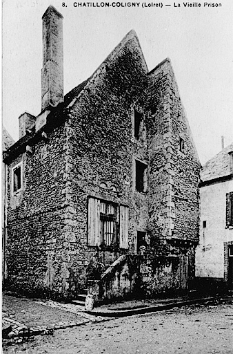 Vue générale de la maison vers 1900, du nord (carte postale ancienne).