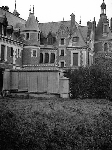 Château : état d'avancement des travaux vers 1940.