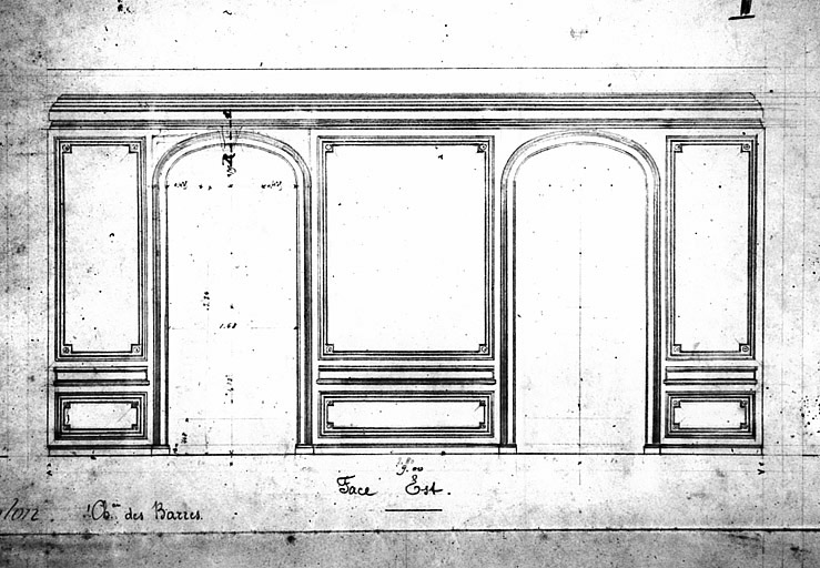 Château. Grand salon du rez de chaussée, face est.