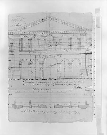 Plan et élévation de l'avant-corps de la mairie par Murison, le 21 février 1823.