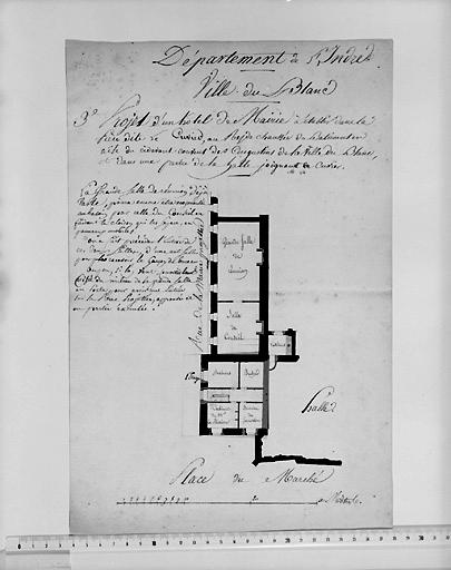 Projet d'un hôtel de mairie à établir dans la pièce dite le cuvier, au rez-de-chaussée du bâtiment en aile.. et dans une partie de la halle joignant le cuvier, n.s. n.d.(début XIXe siècle).