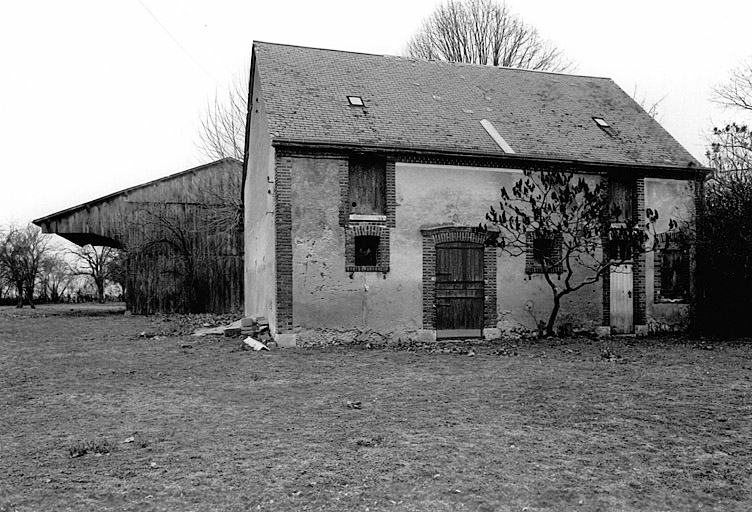 Etable C : façade orientale.