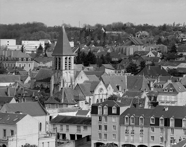 Vue d'ensemble prise du sud-est.