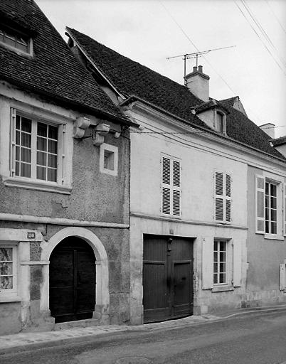 Maisons, 20 rue du Docteur Fardeau.