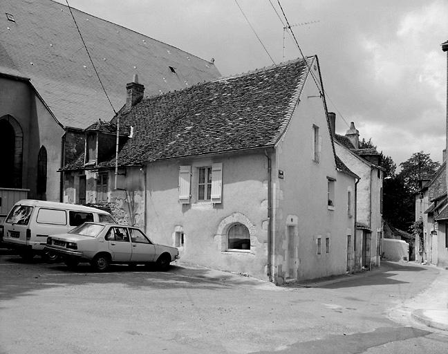 Maisons, 1 rue Guy Lebon et 8 place des Récollets.