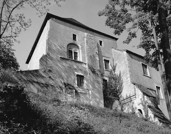 Façade nord du donjon est.