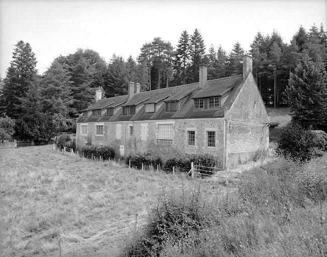 Bâtiment à l'emplacement des communs nord.