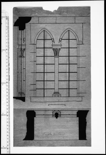 Relevé d'une baie du premier étage de la façade ouest de l'hôtellerie, par Jacques Barges, en 1928.