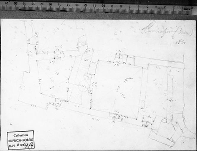 Bâtiment ouest (entre le donjon et le logis), plan coté par V. Ruprich-Robert, vers 1860.