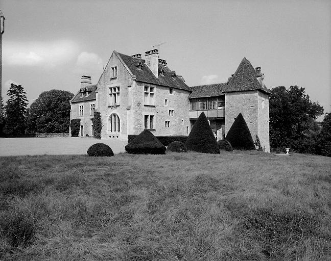 Logis, vue d'ensemble prise du sud-est.