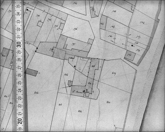 Extrait du plan cadastral ancien, section B2 formant le plan d'alignement du bourg, dressé par Gaudron en 1832.