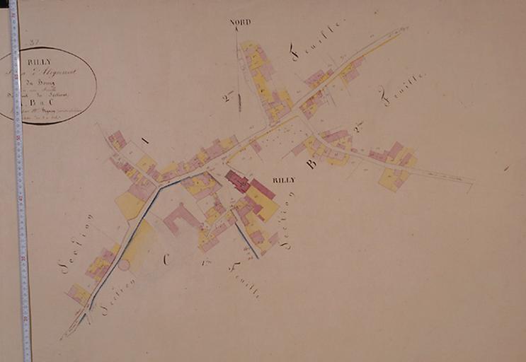 Extrait du plan cadastral ancien, 1832. Plan d'alignement du bourg, sections A, B, C.