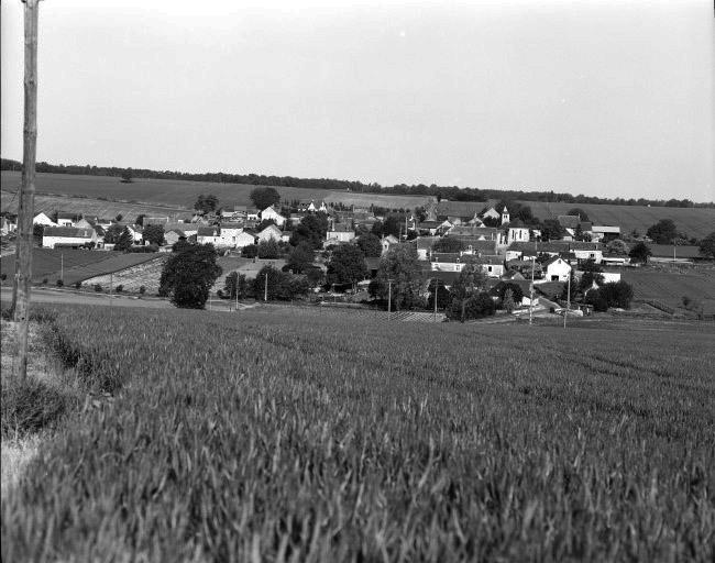 Vue d'ensemble du village.