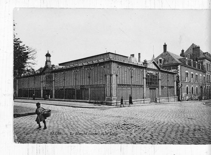 Marché construit par Albert Renou. Vue d'ensemble vers 1930.